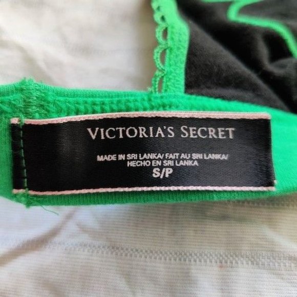 Victoria's Secret St. Patrick's Day Shamrock Bralette - Picture 3 of 4